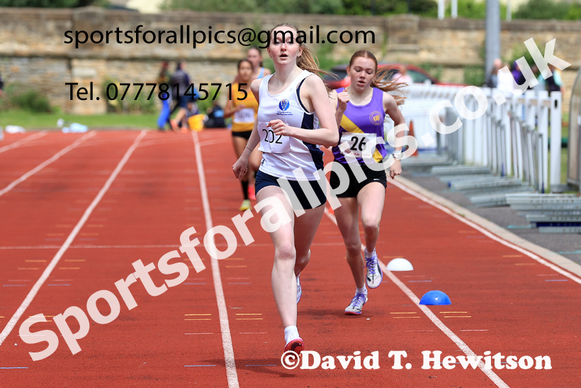 Middle Distance, 2026 Northern Schools Inter Counties, Wentworth, Hexham. Photo: David T. Hewitson/Sports for All Pics